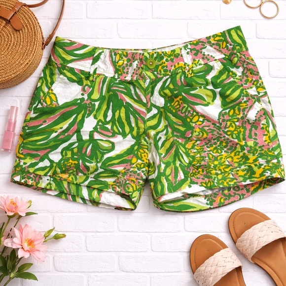 Lilly Pulitzer Pants - Lilly Pulitzer Seeing Pink Elephants Callahan Shorts 00